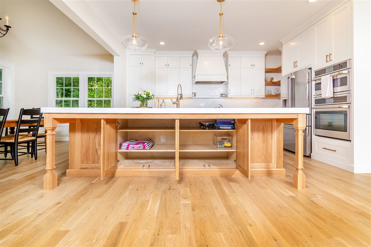 Island end with open shelving and seating, Monroe kitchen